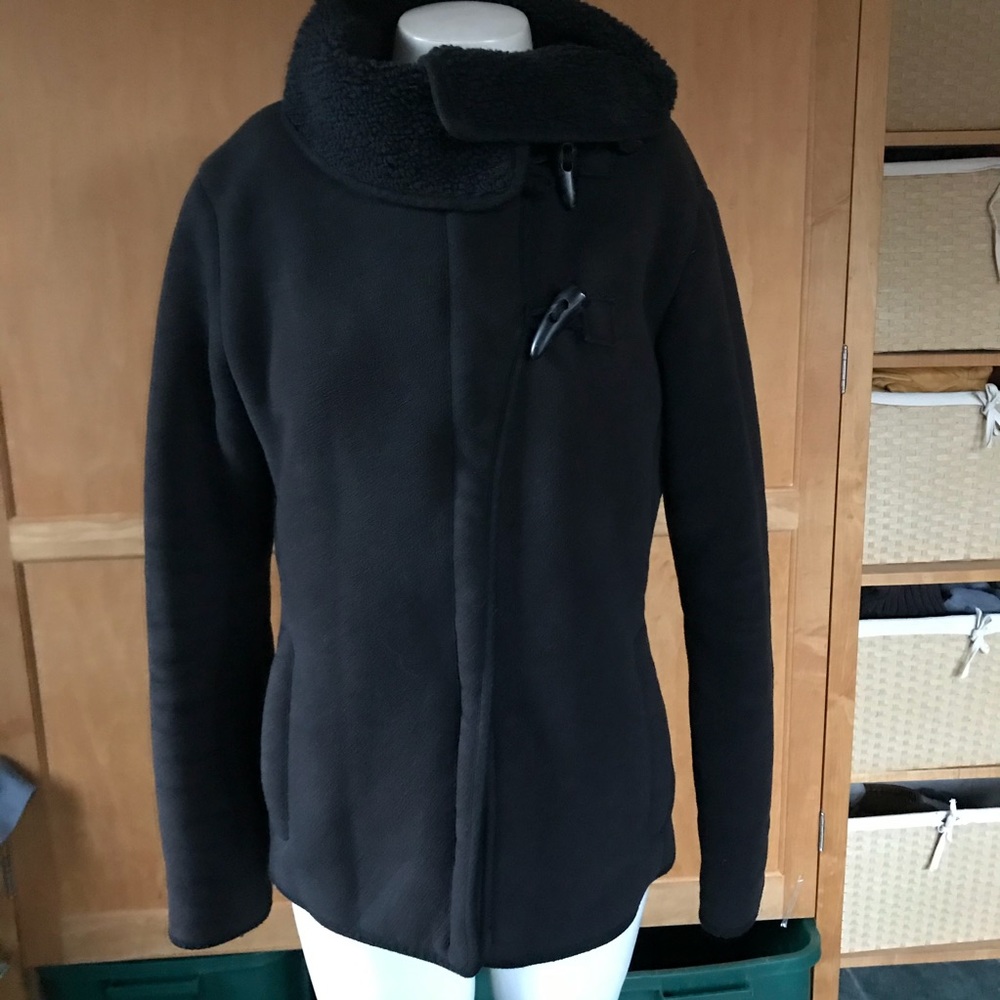 Black Columbia zip up fleece